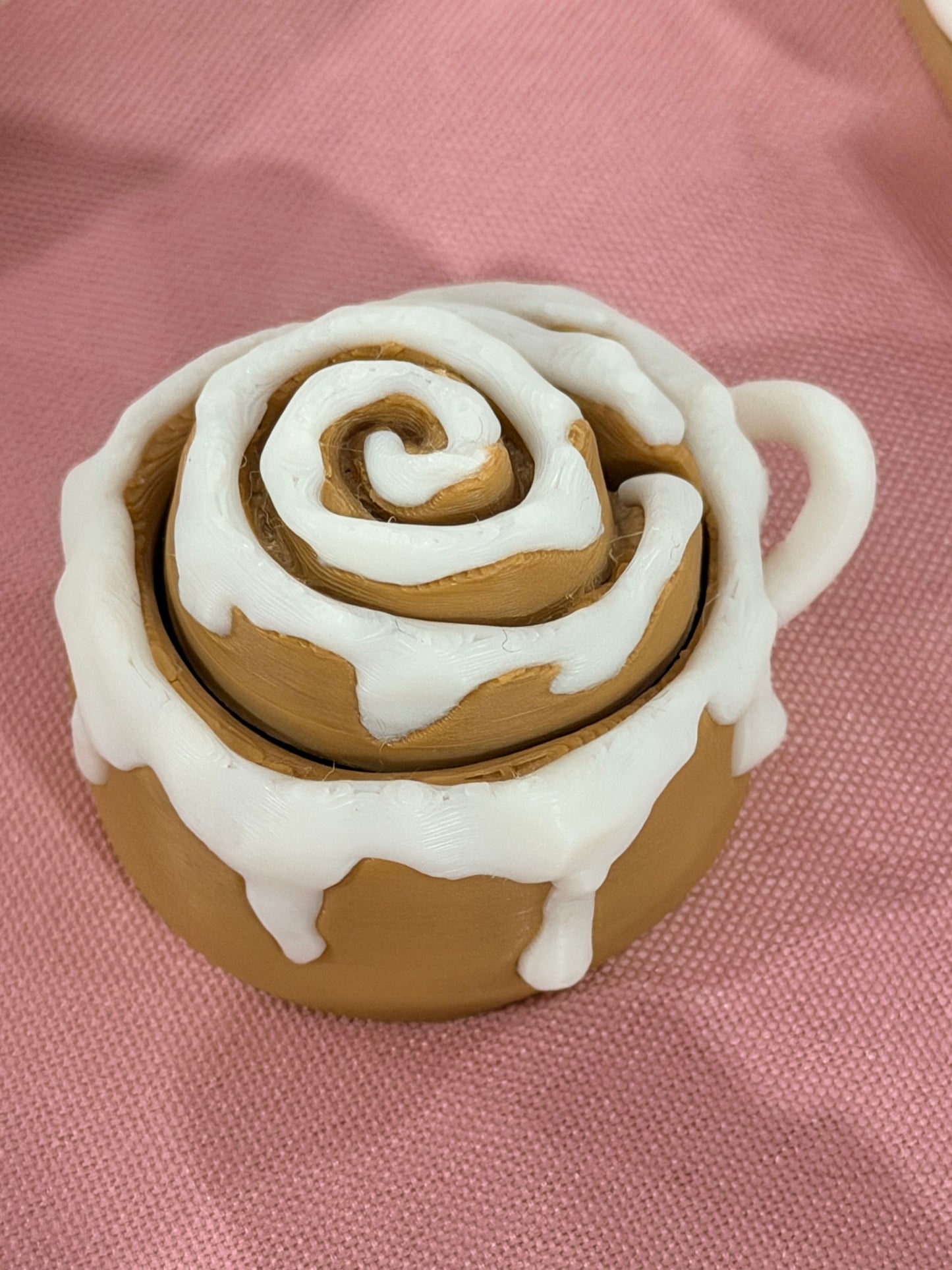 Cinnamon Roll Clicker Fidget